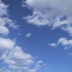 blauer_himmel_weisse_wolken