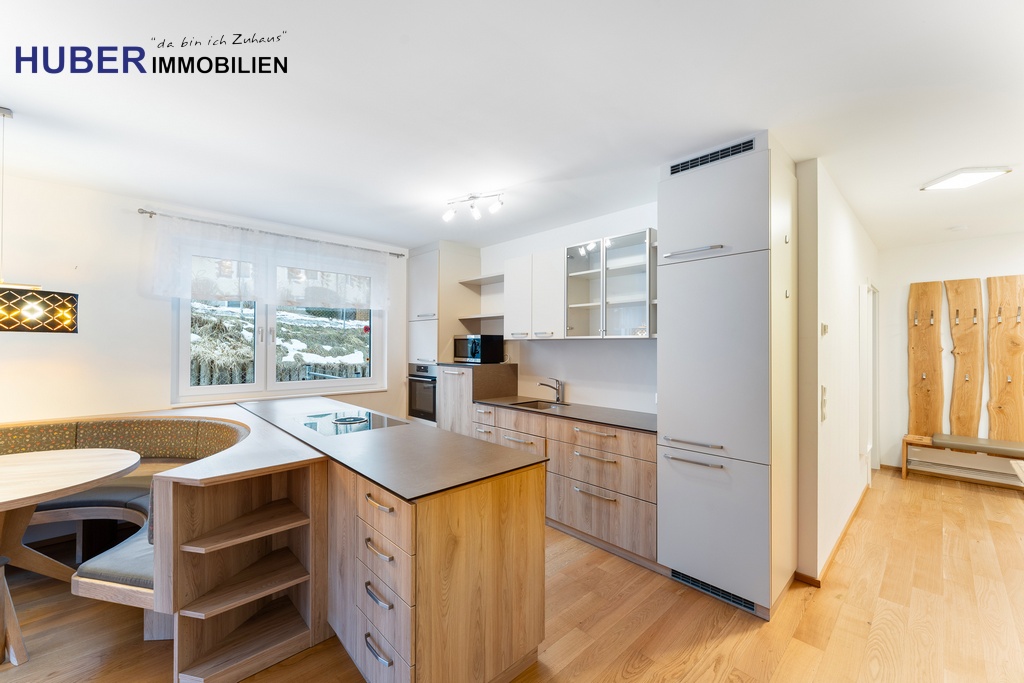 modern geplante Tischlerküche