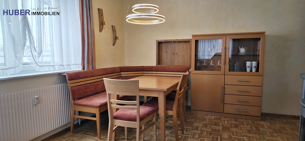 helles, gemütliches Wohnzimmer